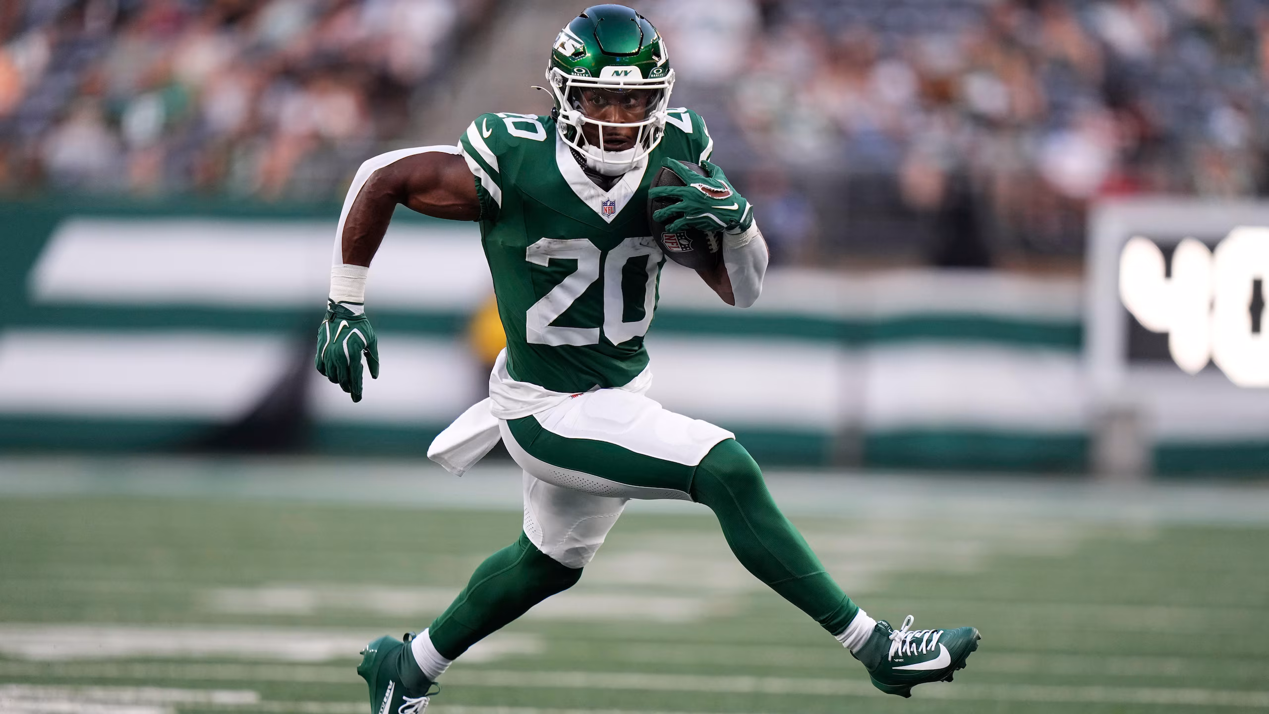Breece Hall Ruled Out With Lower-Body Injury, Right Quad Strain Suspected