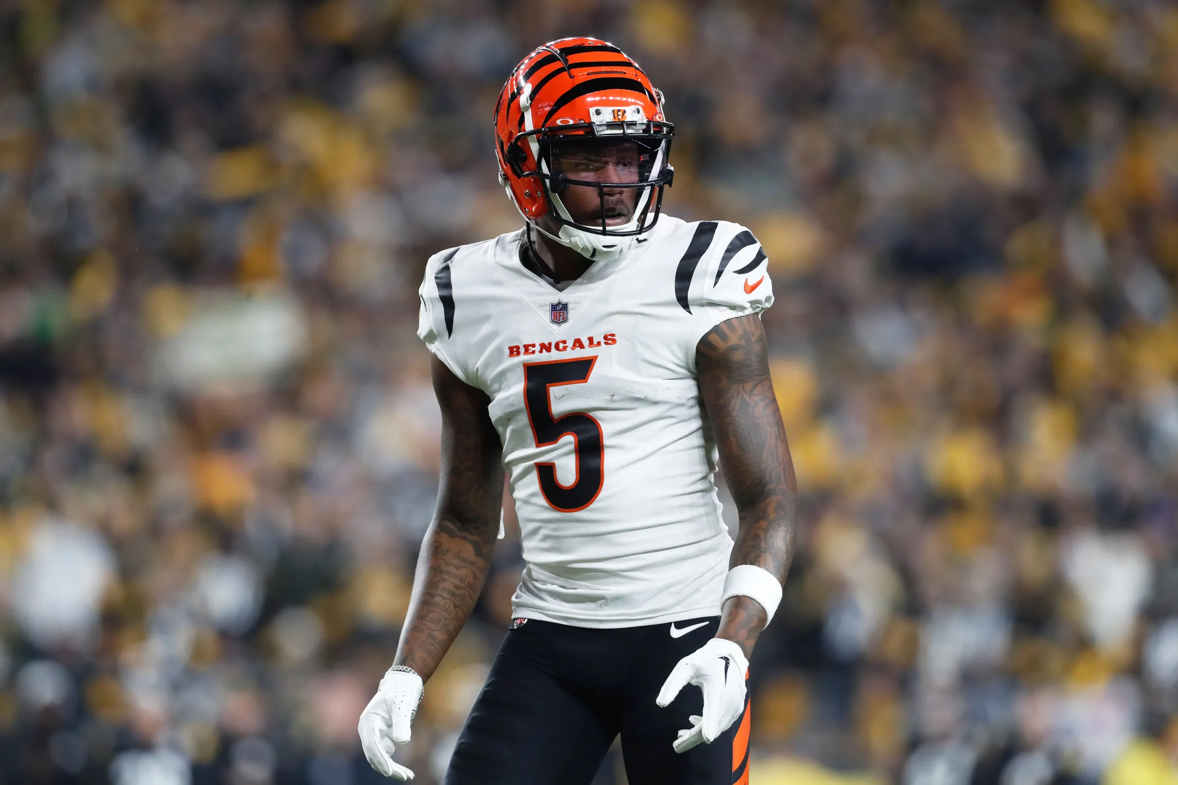 Tee Higgins Exits With Adductor Injury, Leaving Bengals Without Both Top Receivers